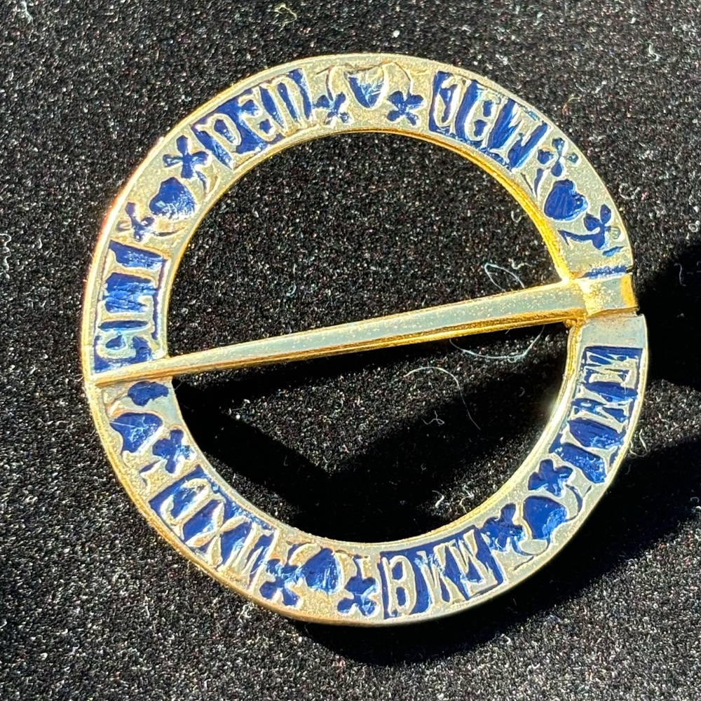 VINTAGE “Think of A Friend” Pin circa ‘70’s